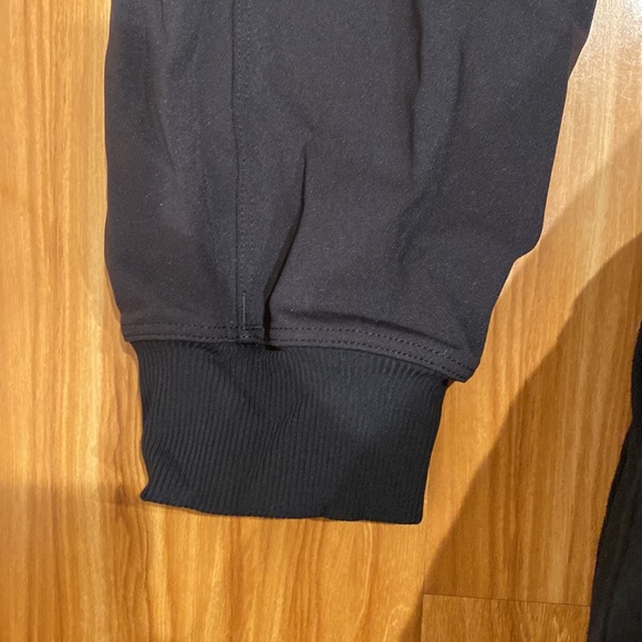 High rise lululemon black jogger sweats - Picture 6 of 10